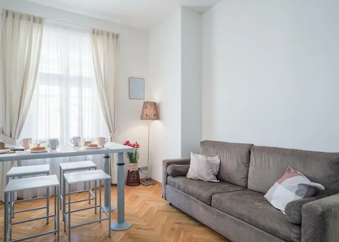 Art Ii Apartment Prague