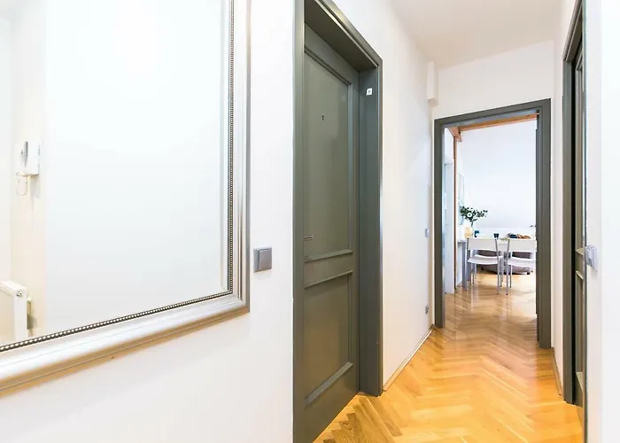 Art Ii Apartment Prague